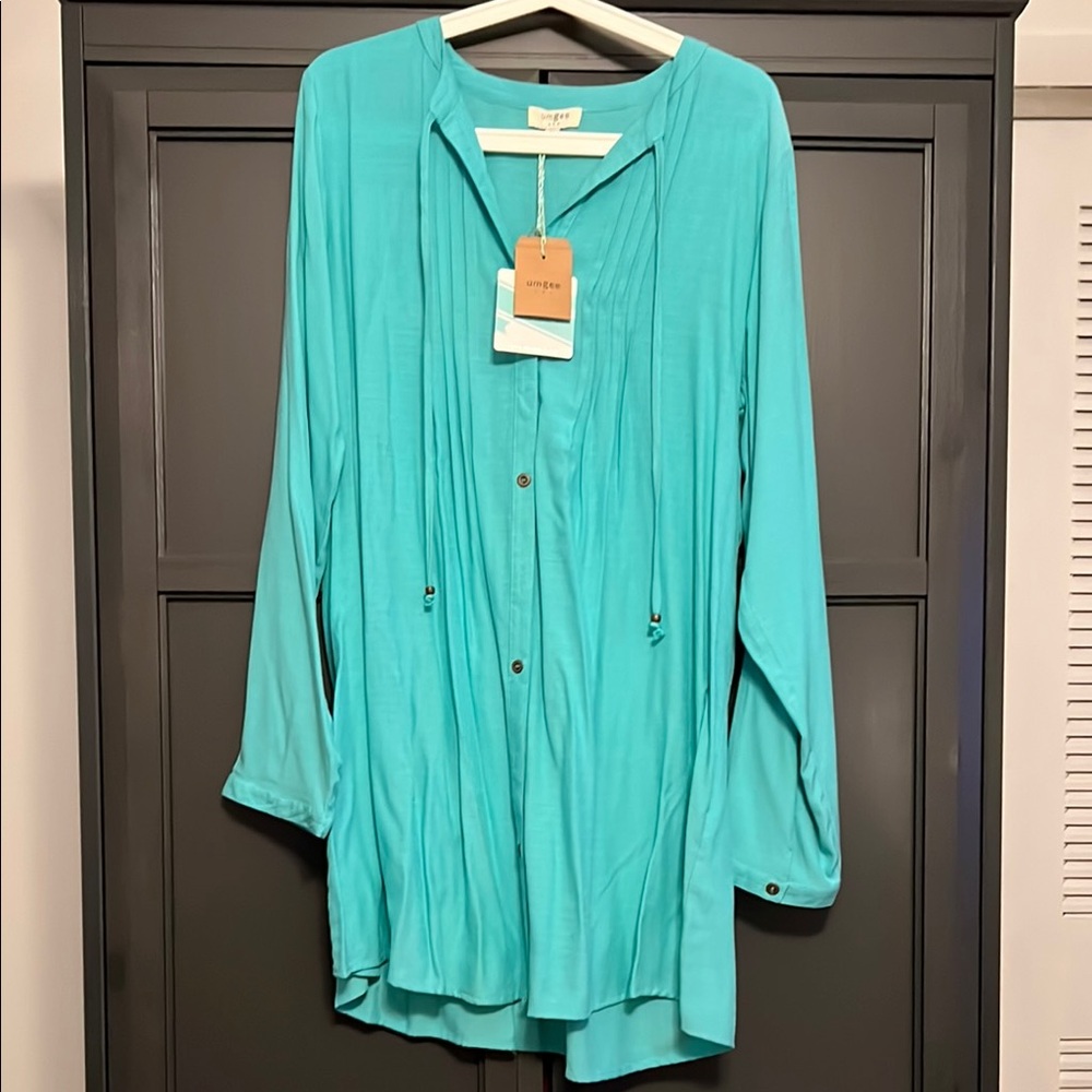 NWT Mint Button-Up Tunic